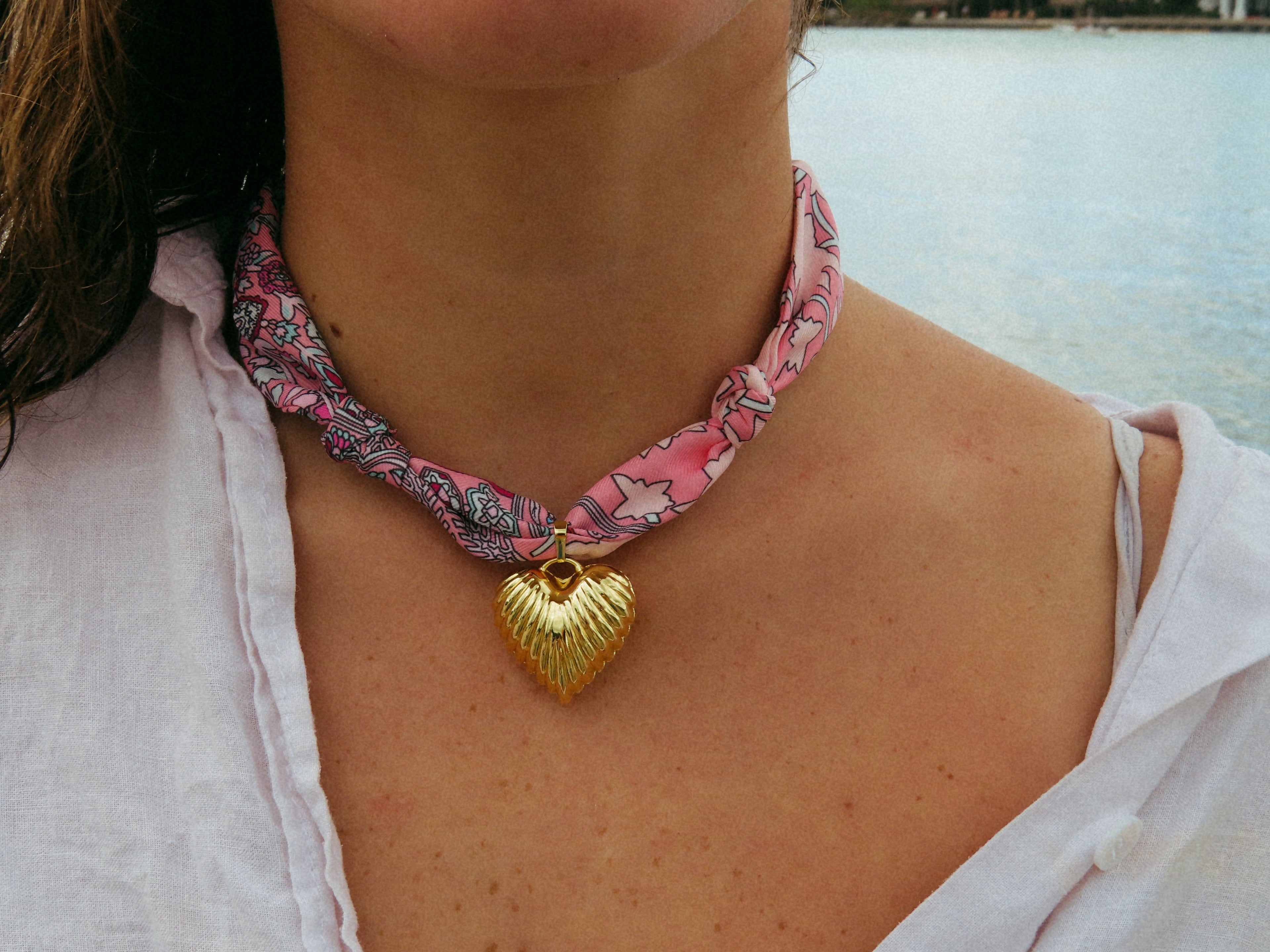 Shoreline Scarf Necklace – Pink Bloom