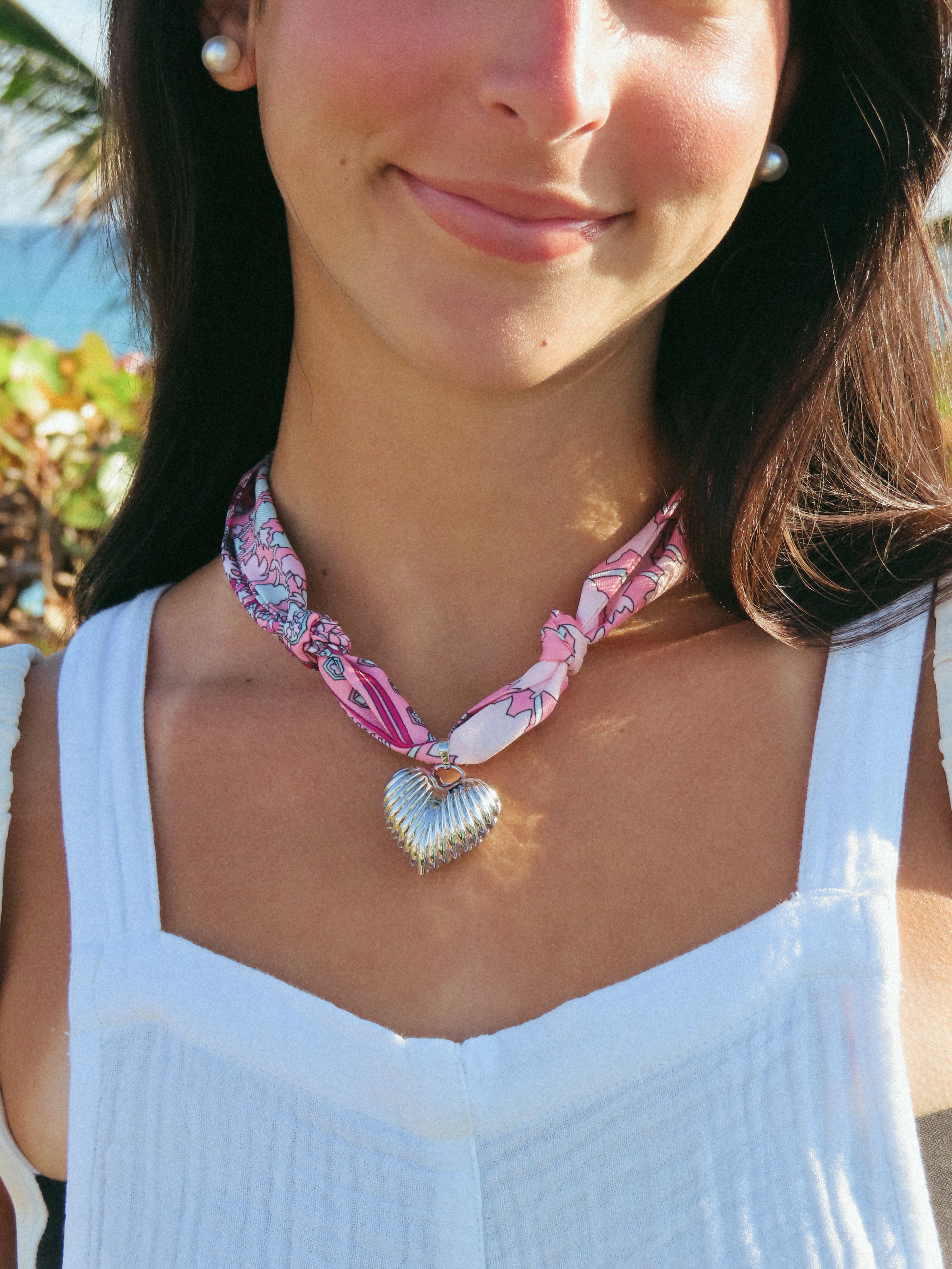 Shoreline Scarf Necklace – Pink Bloom